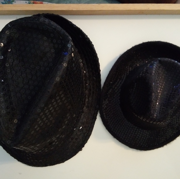 🎩Fedor🧙♂ for you 1 for your 🐕PET Black sequins ( just too cute 4 you & them) - Picture 11 of 11